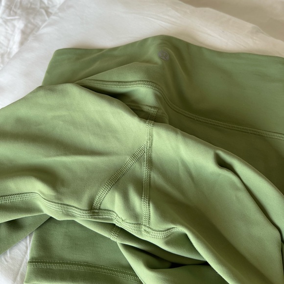 🦄🍀 Lululemon Invigorate High Rise Tight 25 and Bra sz 4 - Picture 4 of 11